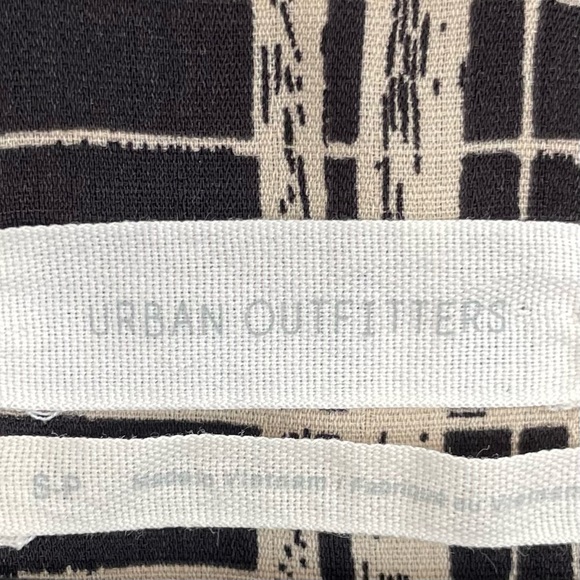 URBAN OUTFITTERS • Black and Cream Plaid Print Wrap Midi Dress • Small - Picture 2 of 13